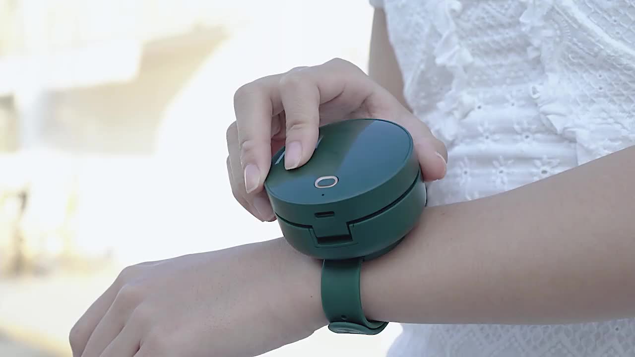 Portable Wrist Fan Mirror Leafless USB Rechargeable 3 Speed Adjustable Air Cooler Handheld